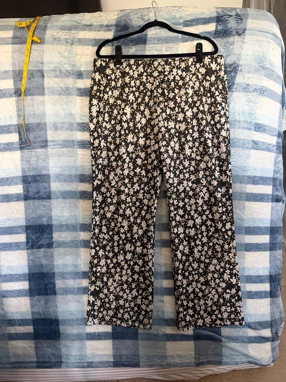 Polagram Black and Cream Floral Wide-Leg Pants